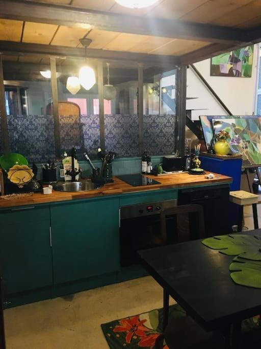 Loft D Artistes Avec Patio Au Port De Ницца Экстерьер фото