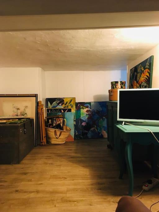 Loft D Artistes Avec Patio Au Port De Ницца Экстерьер фото